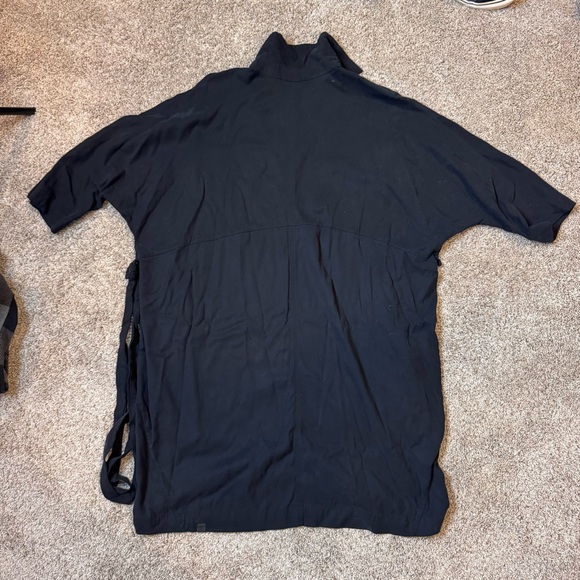 LULULEMON Perfectly Poised Dress. Size 4 Black - Picture 4 of 6